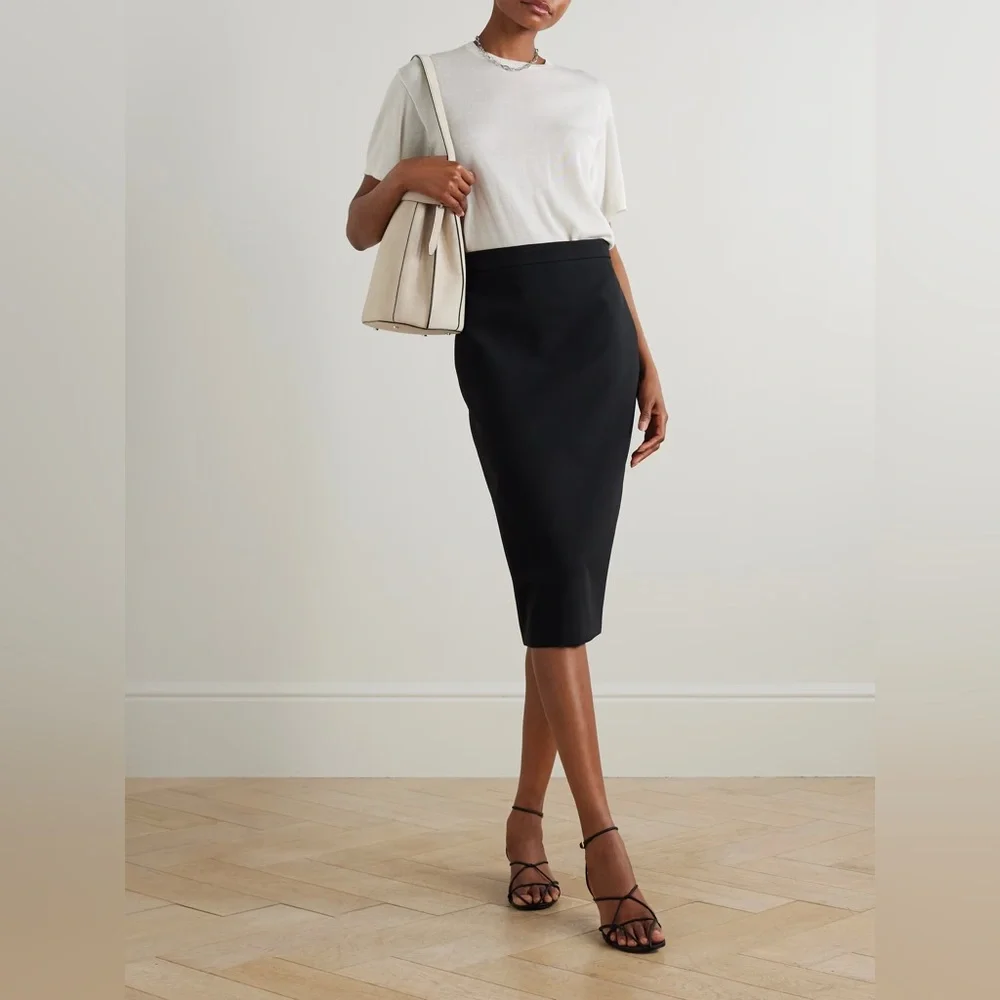 MaxMara Vintage Black Skirt✨ - Picture 3 of 9